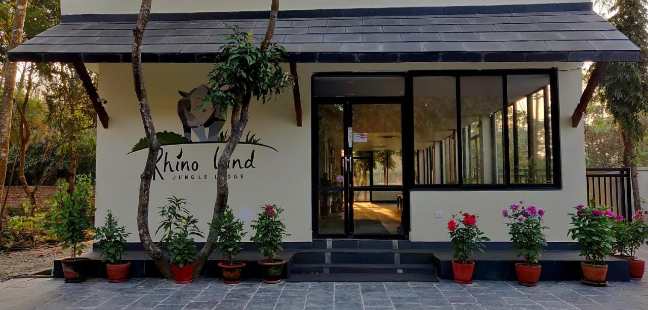 Rhino Land Jungle Lodge Sauraha Luaran gambar